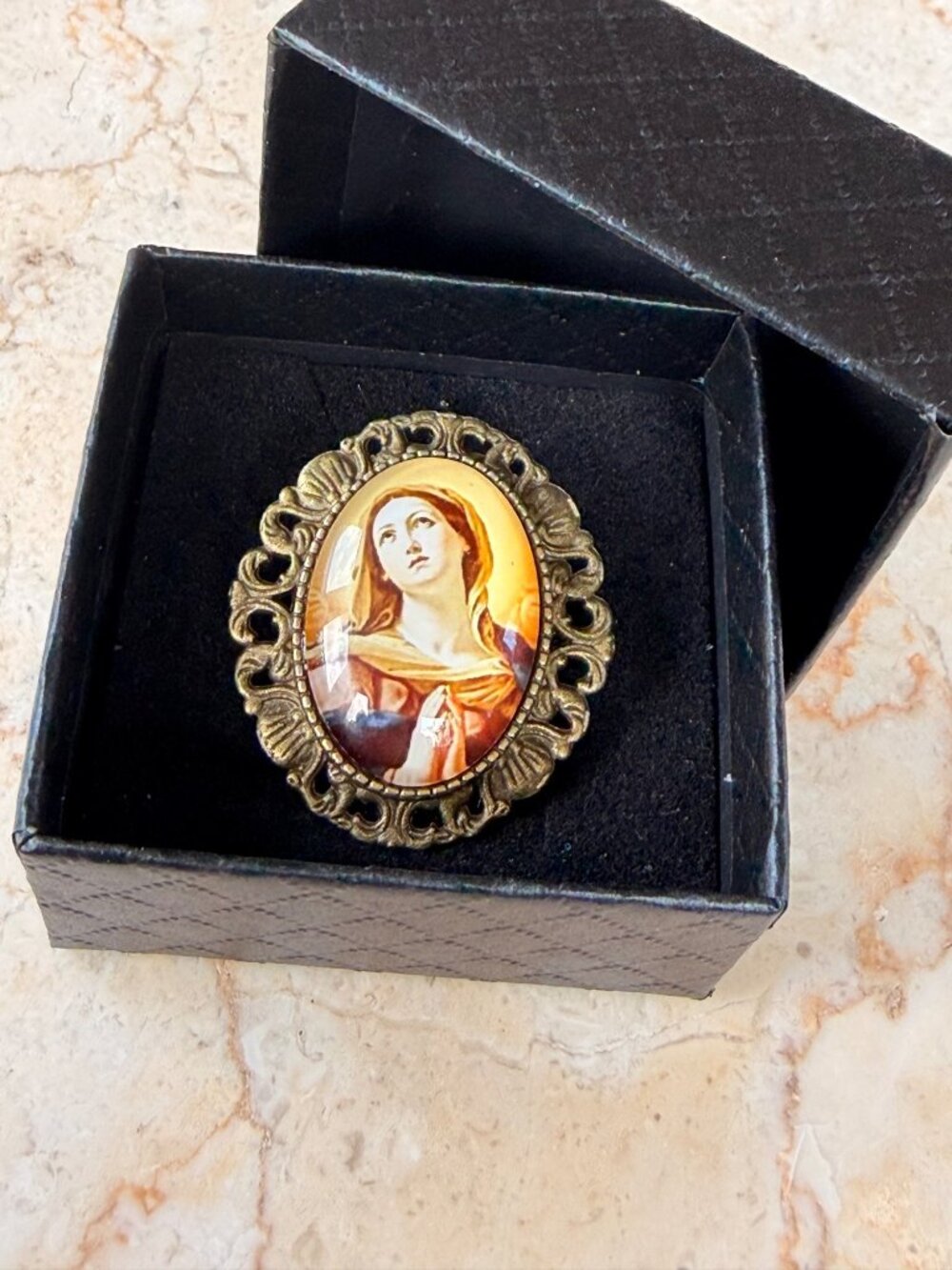 Vintage Mary Portrait Brooch Pin With Ornate Brass Frame & Gift Box